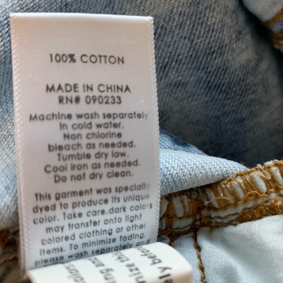 Pacsun Light Wash Distressed Denim Shorts Size 26 - Picture 8 of 9